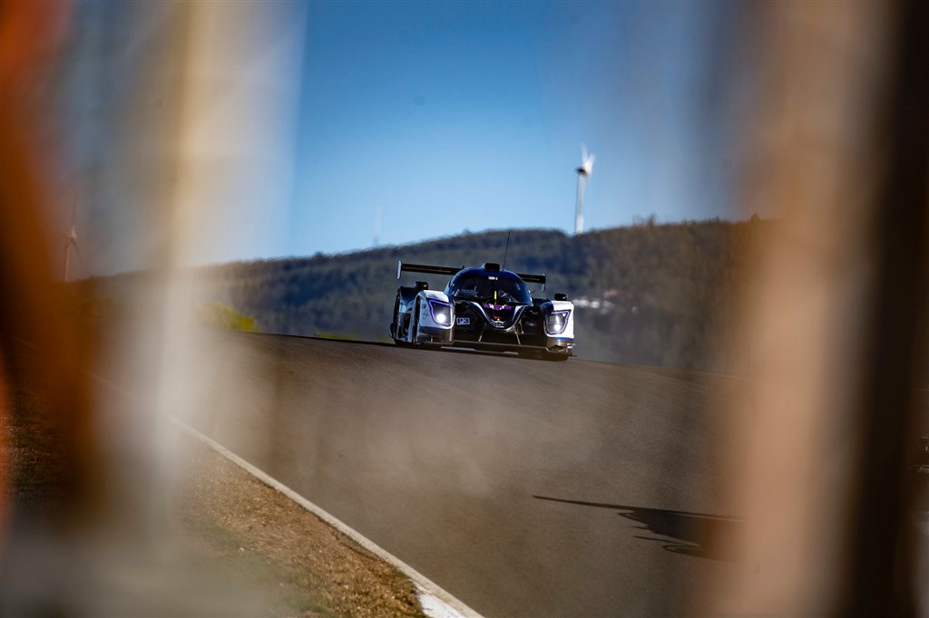 En velanrettet indsats i finaleløbet - og en portion held - sikrede ELMS-mesterskabet til Malthe Jakobsen og COOL Racing.